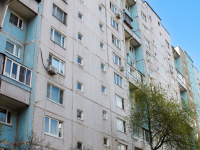 В районе Лианозово отремонтируют жилой дом 1977 года постройки