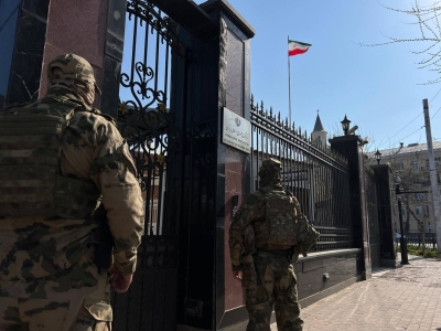 Более чем 40 росгвардейцев обеспечили безопасность празднования Курбан-байрама в Астрахани