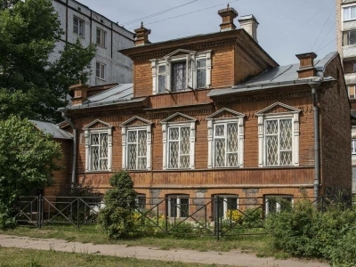 В Луге продолжаются работы по сохранению здания историко-краеведческого музея