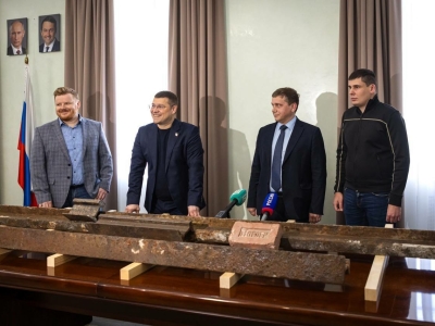 В Мурманске во время работ на улице Ленинградской обнаружили находку 1915 года