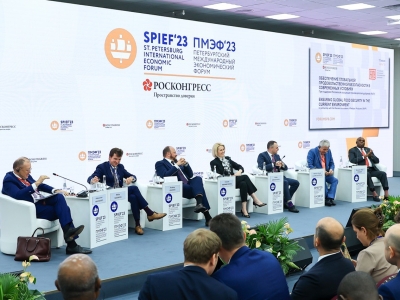 Президент РАПУ Андрей Гурьев: к 2050 году население планеты достигнет 9,7 млрд, и чтобы всех прокормить, нужно увеличить производство еды на 60%