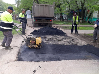 На дорогах Люберец ликвидировали почти 5 тысяч ям