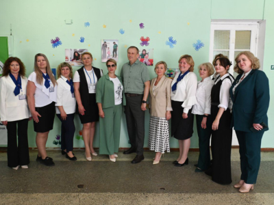 Ленобласть будет развивать психологическую помощь подросткам