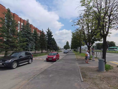 В Калининграде досрочно завершили устройство тротуаров по Московскому проспекту