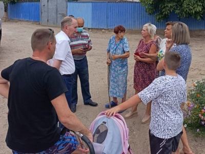 Игорь Седов взял под личный контроль решение проблем жителей улицы Минина