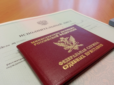 С петербуржцев взыскали более 2,3 миллиона рублей за распитие алкоголя на улице