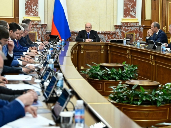 Мишустин направит более 2,7 млрд рублей на поддержку ряда регионов - Фото