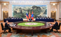 Путин провел переговоры с лидерами Китая и Монголии - Фото