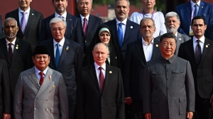Путин принял участие в юбилейном военном параде в КНР - Фото