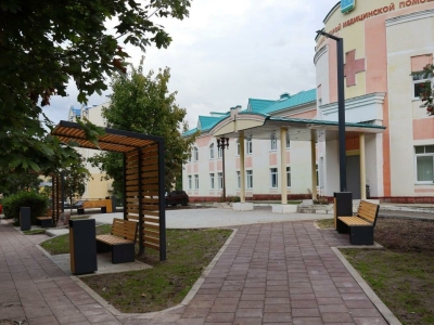 В Ступино благоустроили сквер у городской поликлиники
