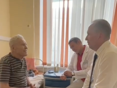 Игорь Седов поздравил ветерана ВОВ Степана Гладилина с 80-летием Победы над милитаристской Японией