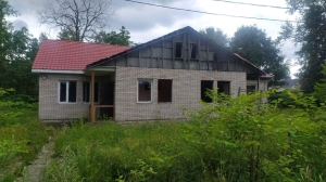 Инвестиционный потенциал малых городов: в Окуловке дом с земельным участком отправился на торги - Фото