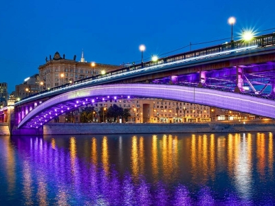 Уличное и архитектурное освещение Москвы перевели на зимний режим