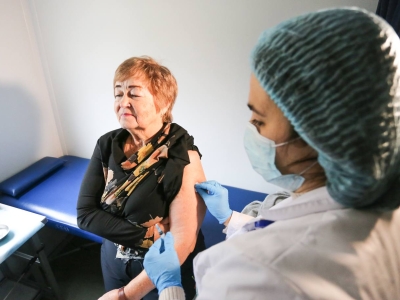 Свыше 110 тысяч жителей Подмосковья защитились от гриппа в мобильных пунктах