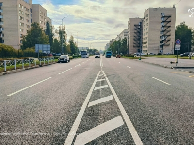 В Санкт-Петербурге завершили ремонт улицы Демьяна Бедного в Калининском районе