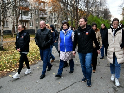Иван Лебедев совершил обход по Первомайскому округу Мурманска