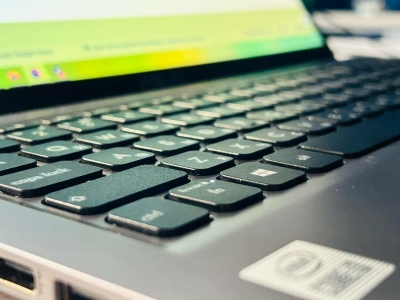 Баланс доходов и интересов: кто займет место в современной экономике