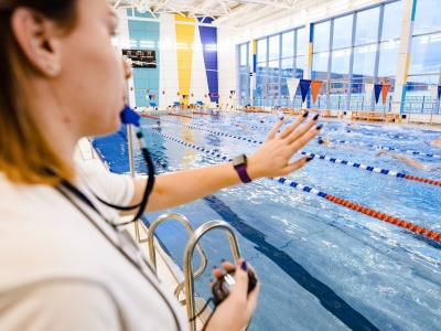 В Мурманской области утвердили программу «Плавание для всех» до 2030 года