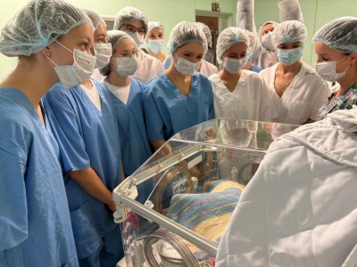 Дрозденко подписал постановление об увеличении целевых стипендий будущим врачам