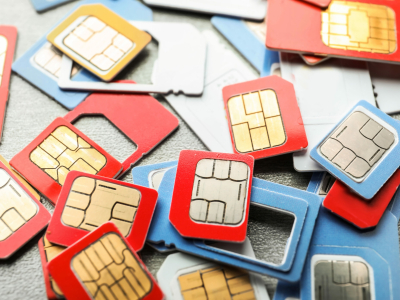 В Петербурге нашли подростка, который обслуживал сим-карты мошенников