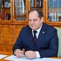 Гольдштейн оценил помощь матерям и новорожденным в Республике Коми