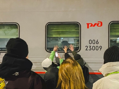 Мурманские школьники отправились в Москву в профильную смену «Дорога Победы»