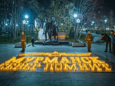 В Мурманске в четвертый раз прошла патриотическая акция «Огненные картины»