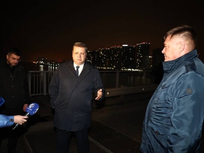 Вице-губернатор Афанасьев проверил закрытый Старый мост в Астрахани