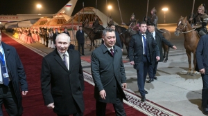 Владимир Путин прибыл с трехдневным визитом в Кыргызстан - Фото