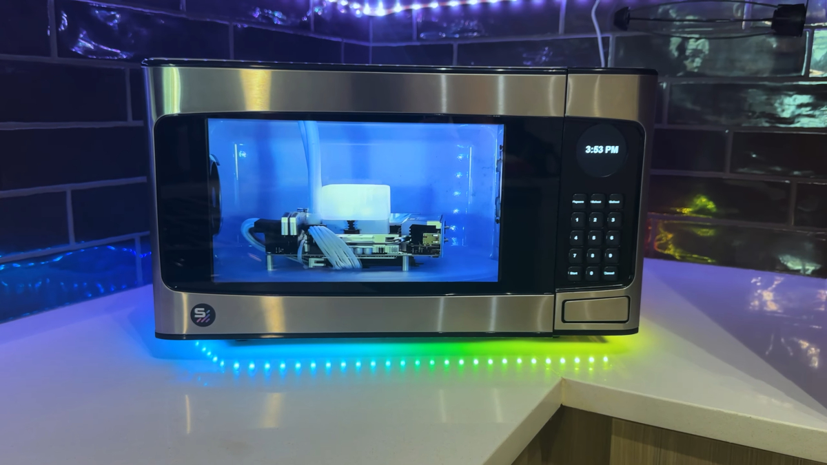 компьютер в микроволновке