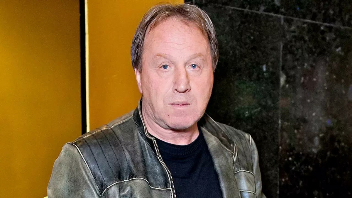 актер Владимир Стеклов