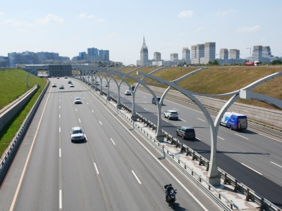 Школы с бассейнами, парки у воды: чем привлекает намыв Васильевского острова семей с детьми
