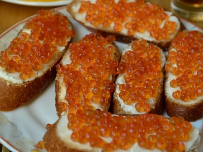 В Люберцах накрыли цех по производству поддельной икры