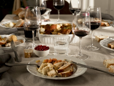 Новогодний продуктовый набор в Петербурге подорожал до 6 тысяч рублей