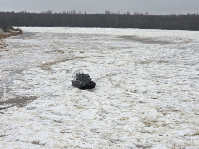 Спасатели проверили паводковую обстановку на реке Оять в Ленобласти