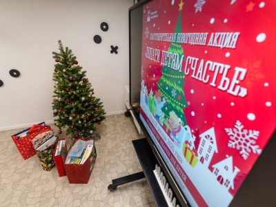 Иван Лебедев пригласил мурманчан подарить подарки детям-сиротам в рамках новогодней акции