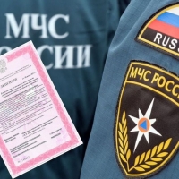 После обрушения торгового центра в Новосибирске спасателей перевели в особый режим