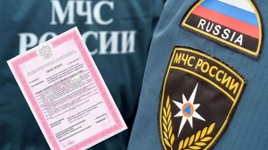 После обрушения торгового центра в Новосибирске спасателей перевели в особый режим