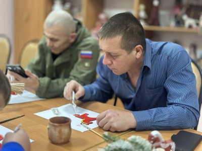 В Астраханском доме ремесел прошли новогодние творческие занятия