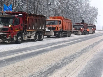 Калужские коммунальщики работают без выходных для безопасности дорог