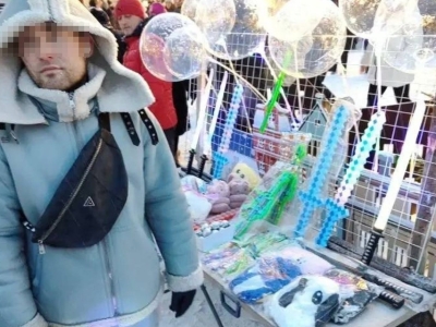 В Петербурге с центральных улиц убрали восемь нелегальных торговых точек