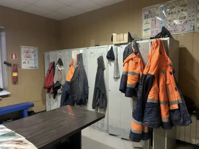 Иностранцев без разрешений обнаружили в порту Астрахани