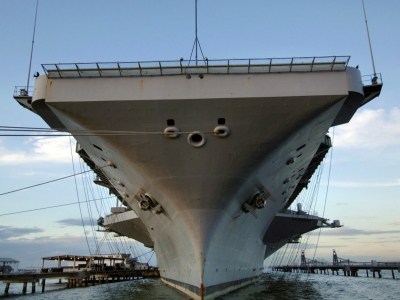 EurAsian Times: подарок от Москвы — Индия заплатил $3 млрд за «бесплатный» корабль России