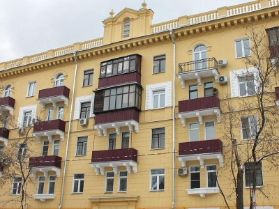 На востоке Москвы отреставрировали фасады 25 домов в стиле неоклассики