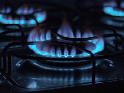 Игорь Мартынов инициировал выплаты астраханским приемным семьям на газификацию жилья