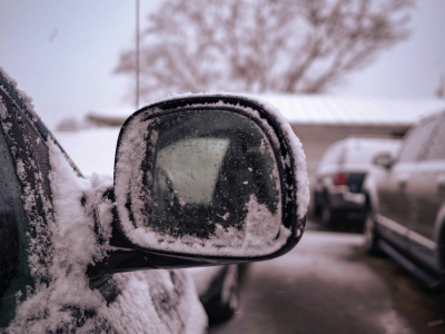 Авито: из-за циклона спрос на автоуслуги в Петербурге вырос более чем на 50%