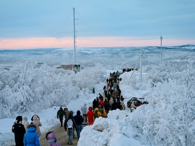 Завершение полярной ночи пришли отметить 3200 мурманчан