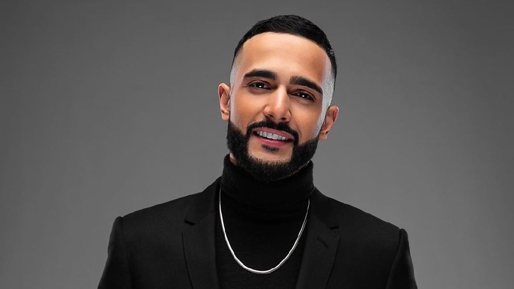 Блогер Гусейн Гасанов,