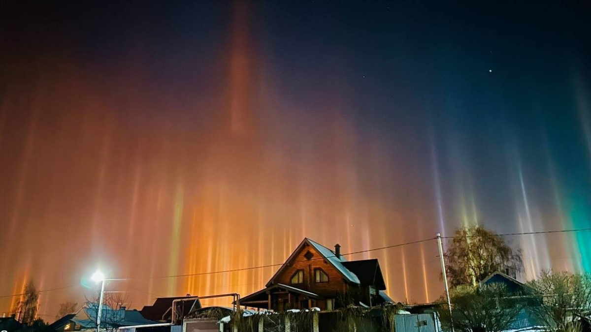 световой столб меч в небе