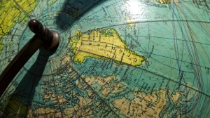 США ищут способы отнять Гренландию - Фото